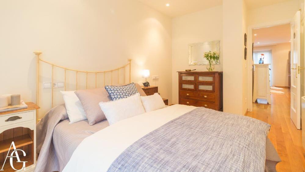 Apartamento Plaza De Espana Ribadeo Esterno foto