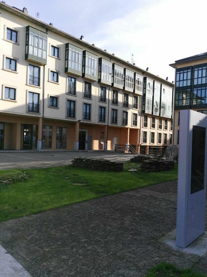 Apartamento Plaza De Espana Ribadeo Esterno foto
